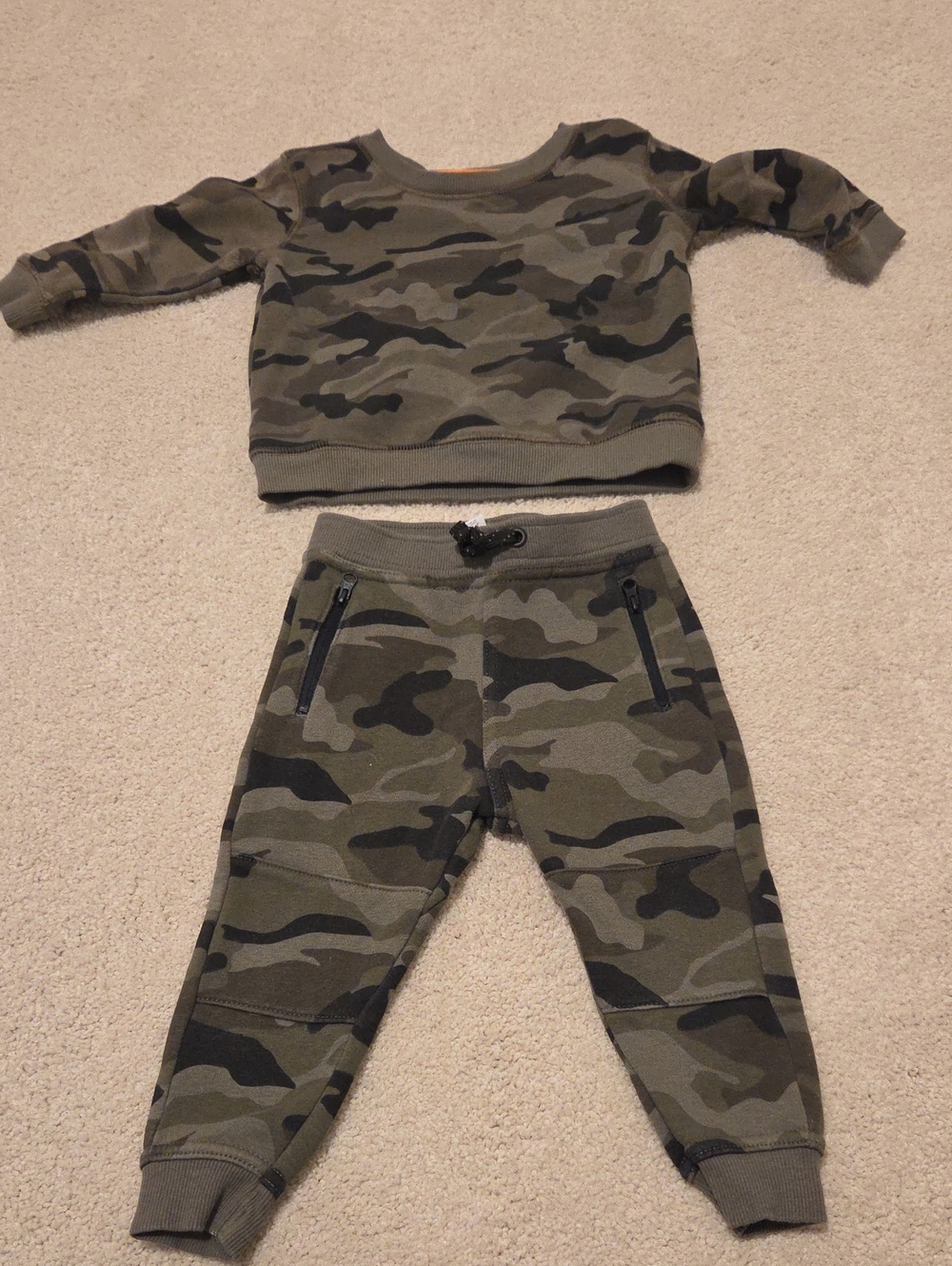 Camoflauge Baby Sweatsuit 12-18 Months
